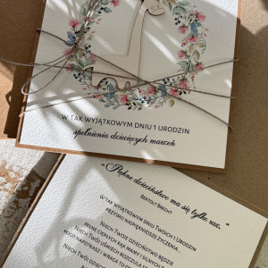 Piękna kartka na roczek 1 urodziny z życzeniami KR-017