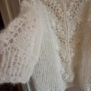 Piękny sweterek z moheru.Handmade.