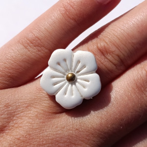 Pierścionek biały kwiat - AURORA