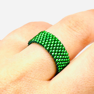 PIERŚCIONEK HANDMADE W KOLORZE JASNEJ ZIELENI