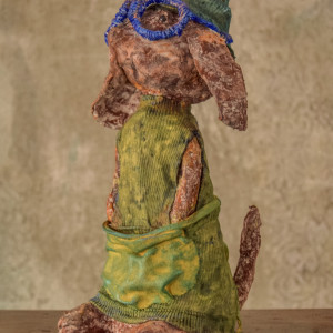 Pies w okularach – dekoracyjna rzeźba