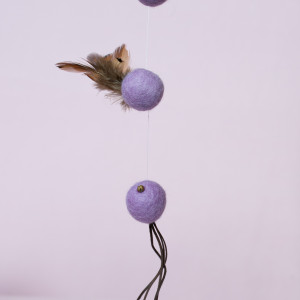piłeczki wełniane WOOL WOOL dla kota, fioletowe