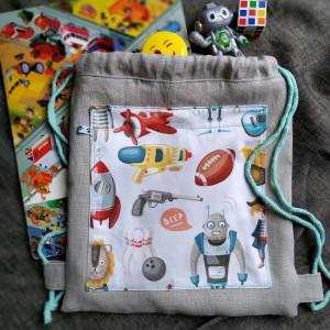 Plecak lniany dla dziecka - zabawki