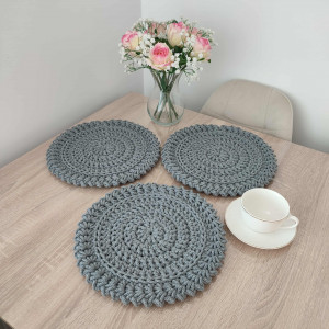Podkładka okrągła szydełkowa ze sznurka 32cm