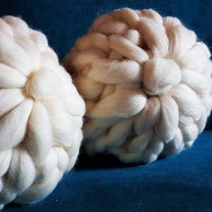 Poduszka Dekoracyjna Okrągła, Wełna Czesankowa Merino, Różne Rozmiary