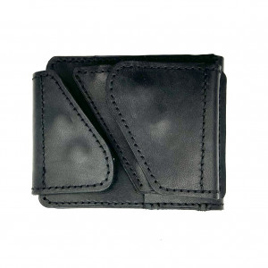 Pojemny czarny portfel skórzany na bilon ręcznie uszyty.