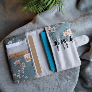 pomarańczowy pikowany organizer