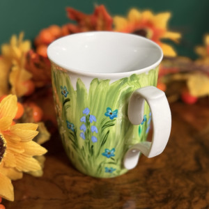 Porcelanowy kubek ręcznie malowany "Letnia łąka"