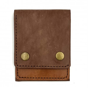 Portfel skórzany w odcieniach brązu ręcznie uszyty.