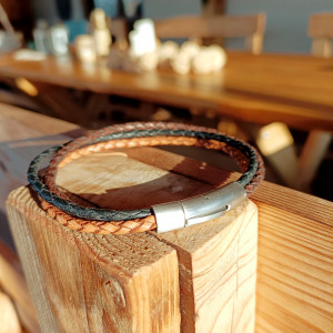 Potrójna pleciona bransoletka z prawdziwej skóry 3 kolory Produkt pol.