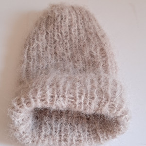 Puszysta czapka z Alpaki.Handmade.