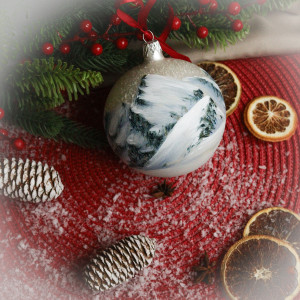 Ręcznie malowana bombka tatrzańska (8) 10 cm