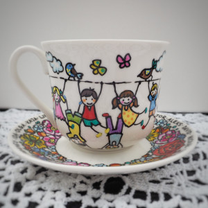 ręcznie malowana filiżanka ze spodkiem dla nauczyciela ZABAWA