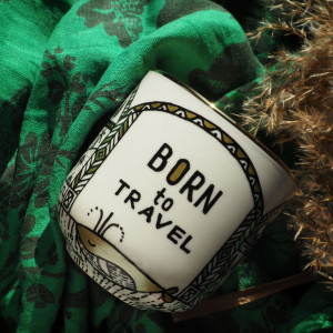 Ręcznie malowany kubek dla podróżnika i podróżniczki TRAVEL