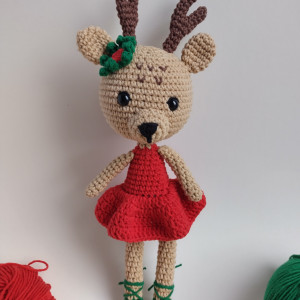 Renifer baletnica czerwona sukienka