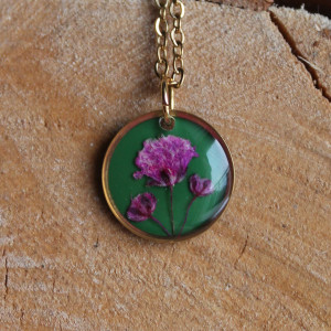 Różowe kwiaty medalion zielony wisiorek naszyjnik