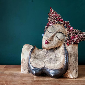 rzeźba ceramiczna, rzeźba kobieta