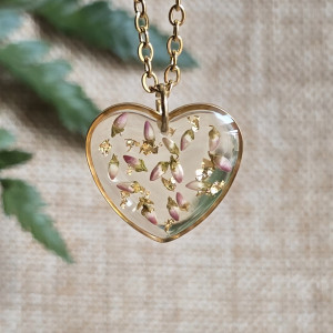 Serce z kwiatami wisiorek wrzos