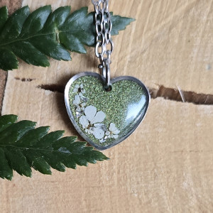 Serduszko brokatowe serce zielone zawieszka