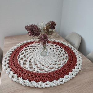 Serweta dekoracyjna szydełkowa ze sznurka 80cm