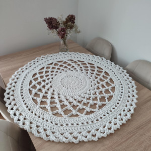 Serweta szydełkowa ze sznurka bawełnianego 90cm