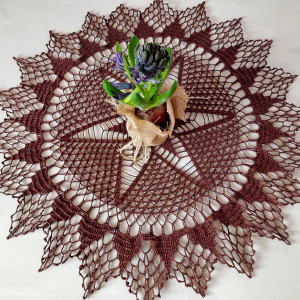 Serwetka w kolorze czekoladowym