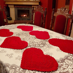 Serwetki podkładki w kształcie serca