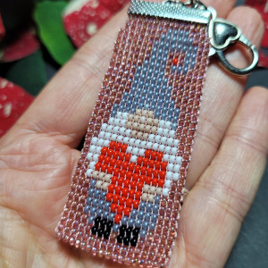 Skrzat Krasnal na Walentynki   - Brelok zawieszka do kluczy torebki