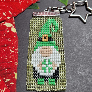 Skrzat Krasnal Św.Patryk zielony  - Brelok zawieszka do kluczy torebki