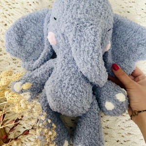 Słonik na szydełku
