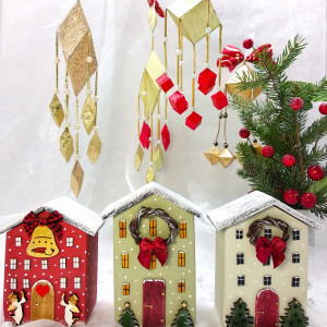 Śnieżne domki - świąteczna dekoracja z drewna.