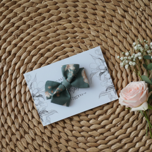 Spinka kokardka bawełna kwiaty na szałwi