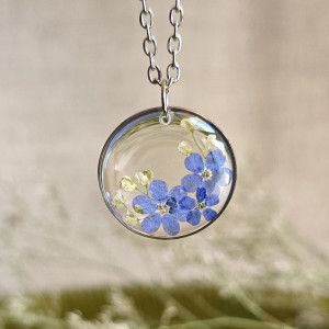 Srebrna zawieszka z kwiatami niezapominajkami