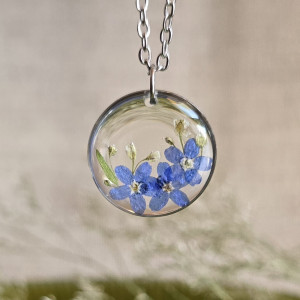 Srebrna zawieszka z kwiatami niezapominajkami niezapominajki
