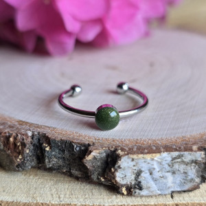 Srebrny pierścionek zielony brokatowy żywica brokat