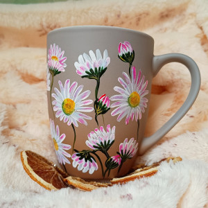 Stokrotkowe love kubek ręcznie malowany 300 ml.