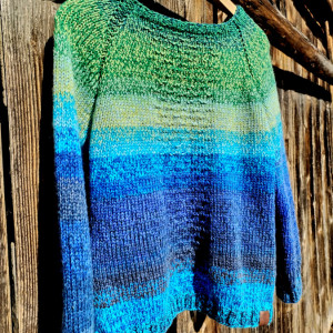 Sweter melanżowy niebiesko-zielony