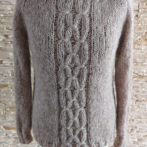Sweter z warkoczem alpaka i jedwab