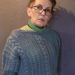 Sweterek "Morski Szept"