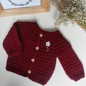 sweterek vintage sweter na szydełku dla dziecka