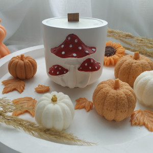 Świeca jesienna z grzybami