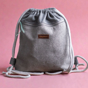 Szary worek plecak z przednią kieszenią bukla