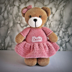 Szydełkowy miś 32cm w sukience pudrowy róż z imieniem