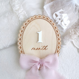 Tabliczka do zdjęć dla noworodka, tabliczka z miesiącami do zdęć