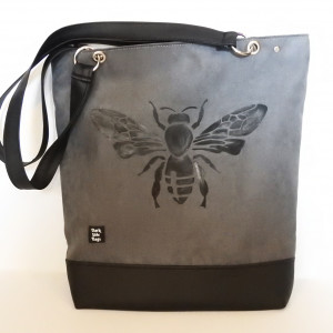 Torba  rockowa gothic, malowana  torba z pszczołą
