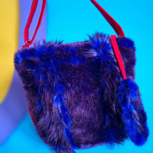 Torebka na codzień z futerka, kobalt, czerwień