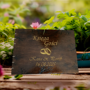 Tradycyjna Księga gości, Księga weselna szyta