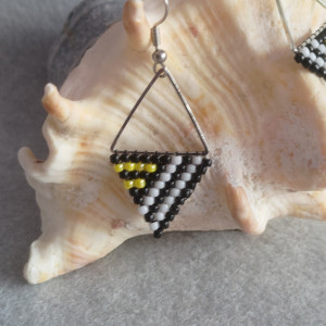 Trójkąty z żółtym