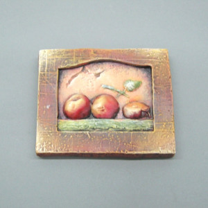 Trzy jabłuszka – dekoracja ścienna.