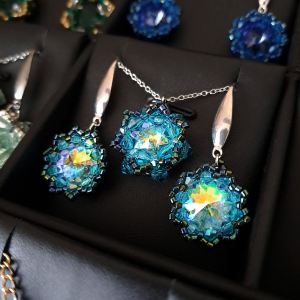 Turkusowy Komplet "Crystal Zircon Maxima" - Kolczyki i Naszyjnik